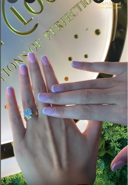 💅 Best Nail Extension in Dubai – Namys Beauty Lounge